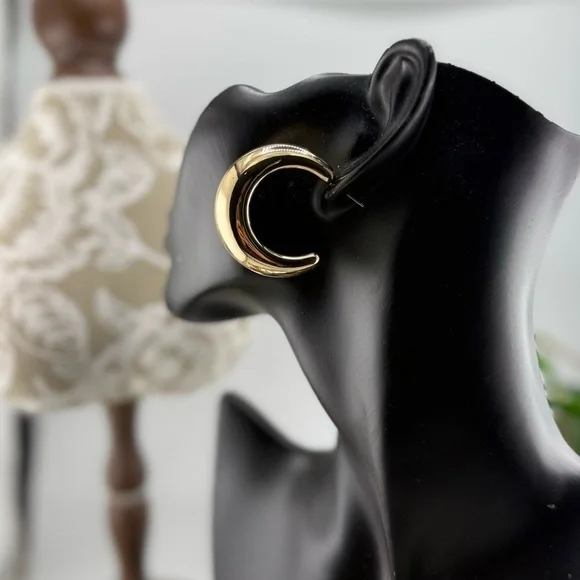 Gold Chunky Crescent Hoop Earrings – Statement Jewelry - Picture 5 of 8
